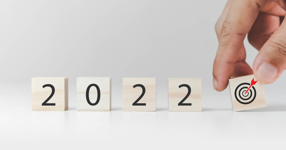 blocks with 2022 on a table